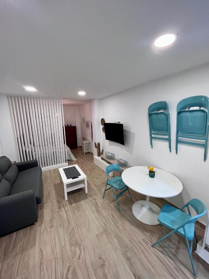 Gatu Villa Paraguay , Preferente Mayores 25 Anos Y Familias Cádiz Exterior foto